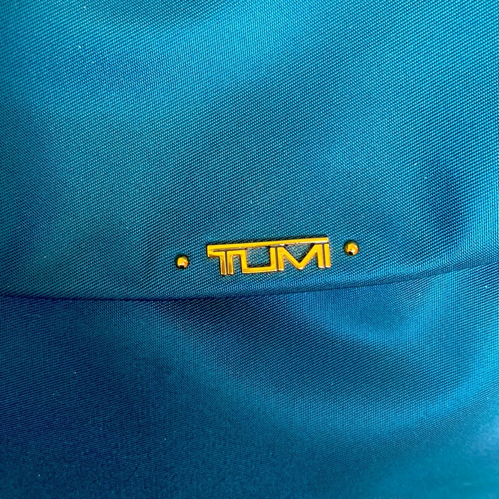 Backpack - Picture 4 of 7